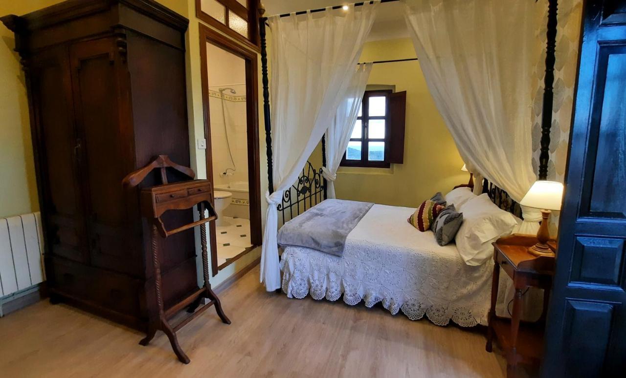 La Casona De Villanueva De Pria Eksteriør bilde